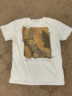 Modern Lux White Short Sleeve Tee with Abstract 'Shades of Beauty' Graphic